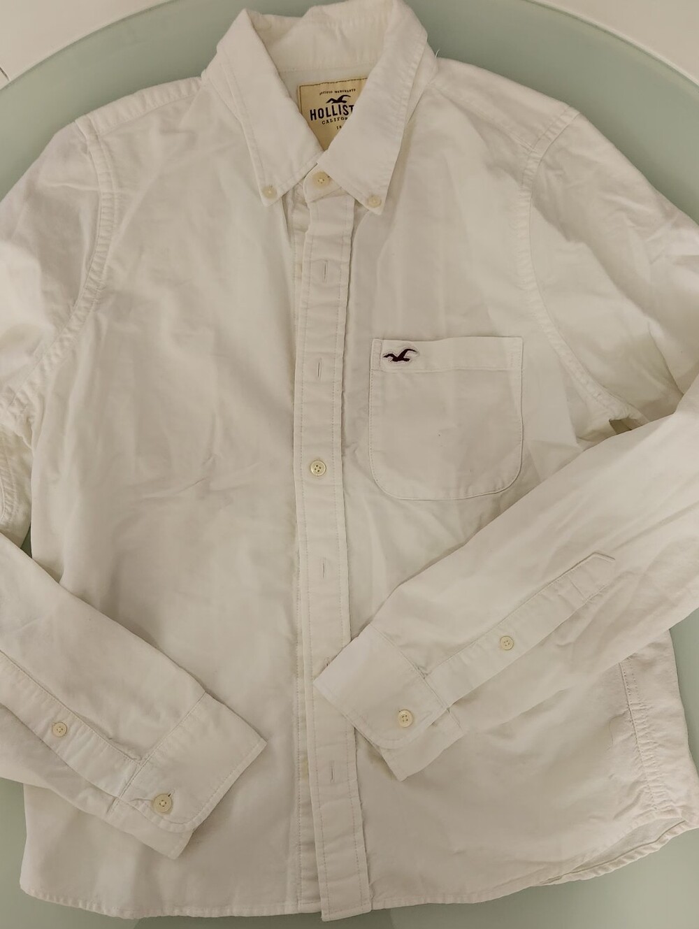 Hollister White Long-Sleeve Button-Down Shirt with Pocket Logo